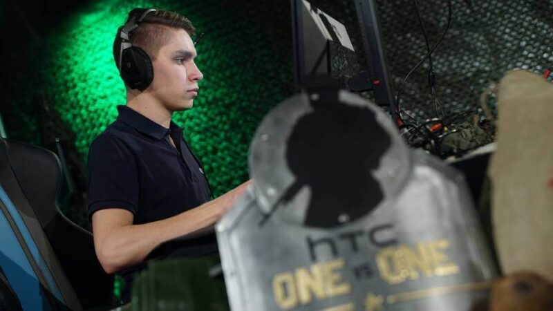 13082085_1076431829087353_1976881398_n