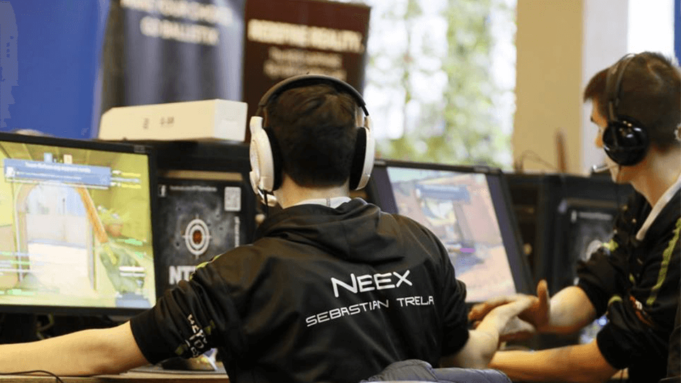 Sebstian NEEX Trela