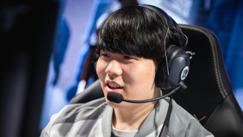 Invictus Gaming Rookie