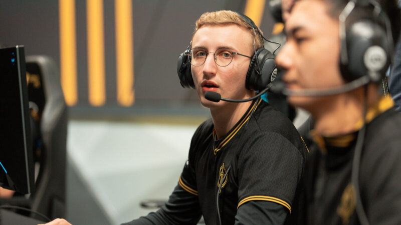 golden guardians goldenglue