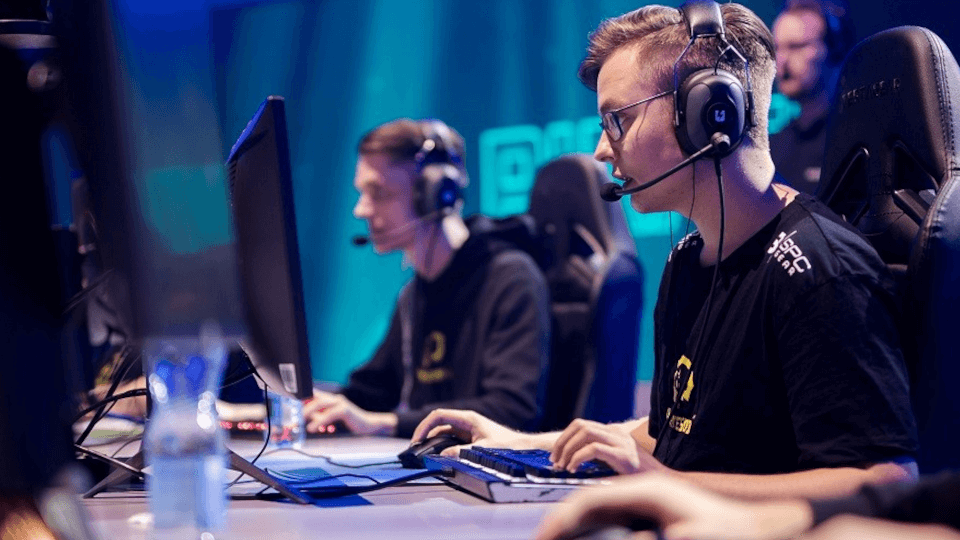 lol-ultraliga-piratesports-dambaj