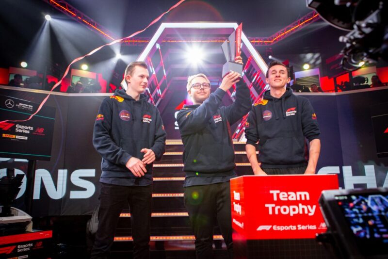 esport profesjonalni gracze