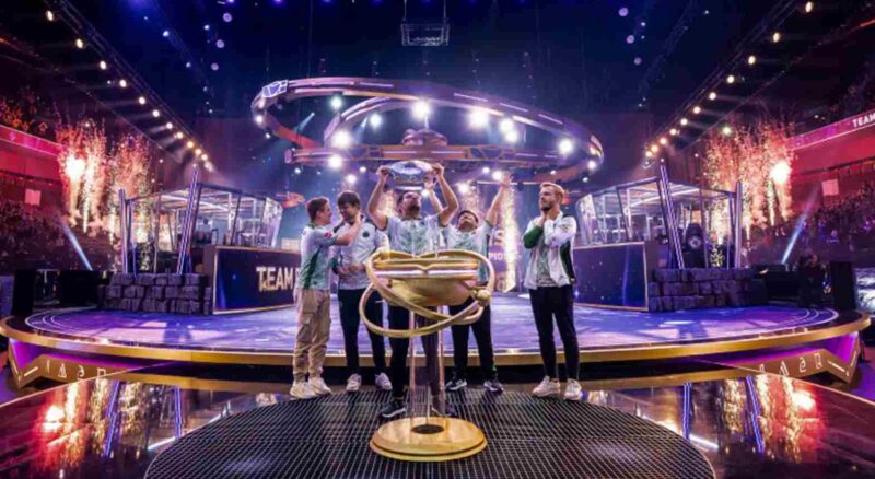 Team Falcons podbija The International 2025 i Liquipedię